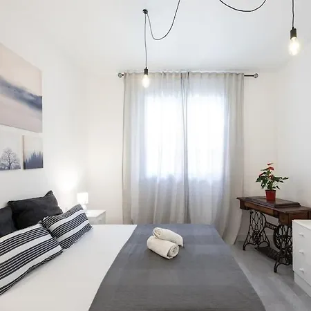 Lb Nice Apartment Sagrada Familia Barcelona Exterior photo